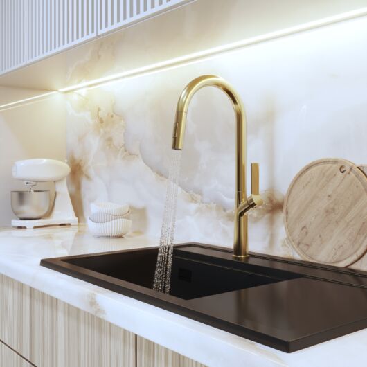 Awra konyhai csaptelep szálcsiszolt arany