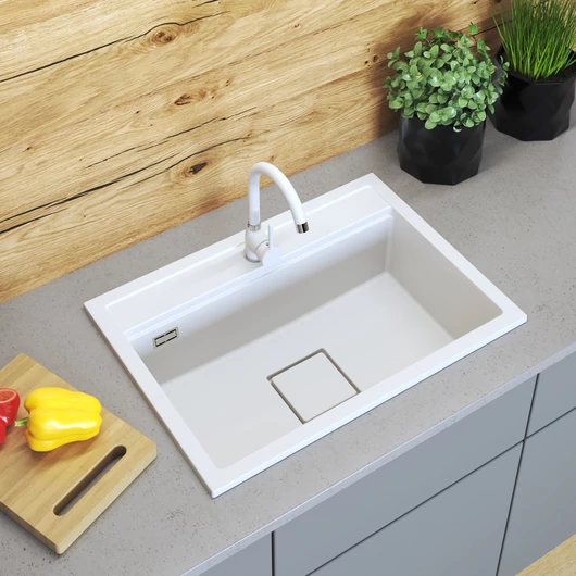 QUADRO 7050
